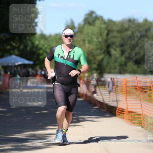 07.09.2025 - 19. Norderstedt Triathlon Michael Strokosch http://msf.ph/oto/8782068 07.09.2025 15:13:19 Laufen 1034, 1406 meine-sportfotos.de
