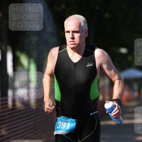 07.09.2025 - 19. Norderstedt Triathlon Michael Strokosch http://msf.ph/oto/8782095 07.09.2025 16:09:26 Laufen 1403, 1453 meine-sportfotos.de