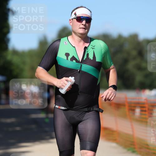 07.09.2025 - 19. Norderstedt Triathlon Michael Strokosch http://msf.ph/oto/8782102 07.09.2025 15:13:21 Laufen 1034, 1406 meine-sportfotos.de