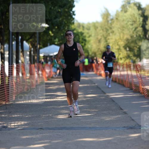 07.09.2025 - 19. Norderstedt Triathlon Michael Strokosch http://msf.ph/oto/8782108 07.09.2025 16:09:28 Laufen 1403, 1453 meine-sportfotos.de