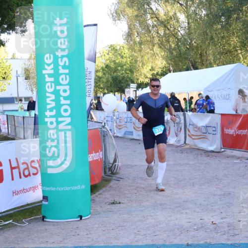07.09.2025 - 19. Norderstedt Triathlon Zöllner http://msf.ph/oto/8782130 07.09.2025 17:48:46 Ziel 371 meine-sportfotos.de