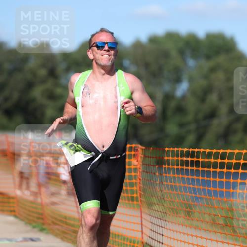 07.09.2025 - 19. Norderstedt Triathlon Michael Strokosch http://msf.ph/oto/8782189 07.09.2025 15:13:32 Laufen 391, 1005, 1469 meine-sportfotos.de
