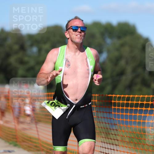 07.09.2025 - 19. Norderstedt Triathlon Michael Strokosch http://msf.ph/oto/8782199 07.09.2025 15:13:32 Laufen 391, 1005, 1469 meine-sportfotos.de