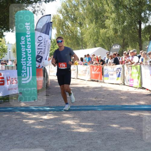 07.09.2025 - 19. Norderstedt Triathlon Zöllner http://msf.ph/oto/8782203 07.09.2025 13:00:03 Ziel 214, 776, 1255 meine-sportfotos.de