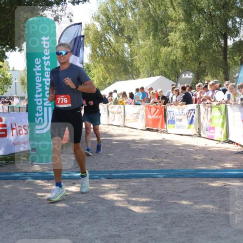 07.09.2025 - 19. Norderstedt Triathlon Zöllner http://msf.ph/oto/8782211 07.09.2025 13:00:03 Ziel 214, 776, 1255 meine-sportfotos.de