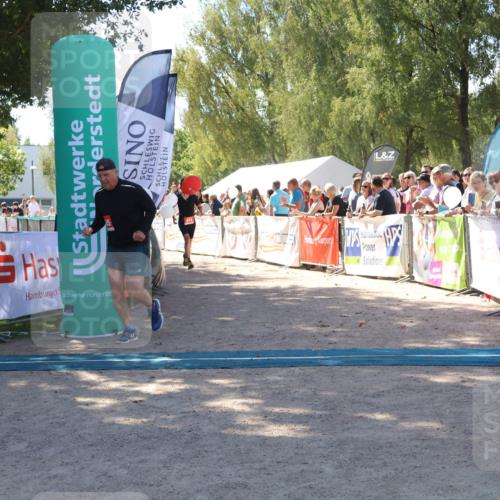 07.09.2025 - 19. Norderstedt Triathlon Zöllner http://msf.ph/oto/8782230 07.09.2025 13:00:04 Ziel 214, 776, 1255, 1343 meine-sportfotos.de