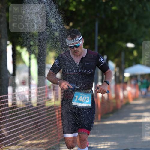 07.09.2025 - 19. Norderstedt Triathlon Michael Strokosch http://msf.ph/oto/8782245 07.09.2025 16:09:34 Laufen 939, 1403, 1453 meine-sportfotos.de