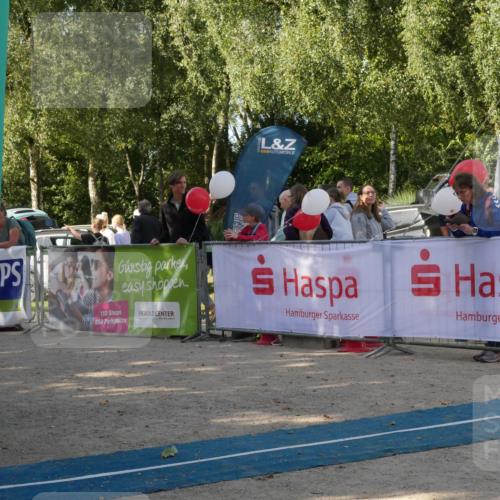 07.09.2025 - 19. Norderstedt Triathlon Zöllner http://msf.ph/oto/8782280 07.09.2025 11:02:25 Ziel 77 meine-sportfotos.de