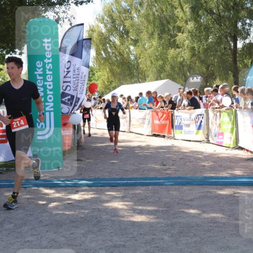 07.09.2025 - 19. Norderstedt Triathlon Zöllner http://msf.ph/oto/8782281 07.09.2025 13:00:08 Ziel 214, 776, 1255, 1327, 1343 meine-sportfotos.de