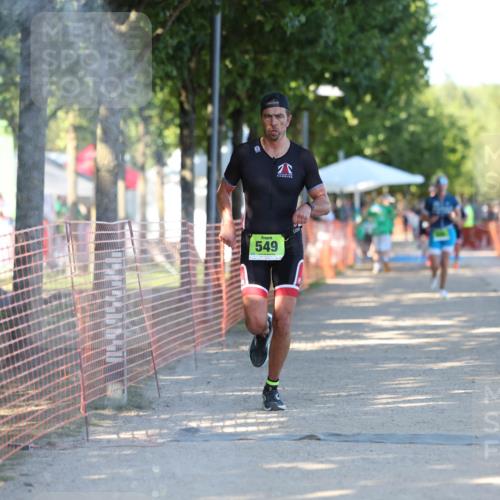 07.09.2025 - 19. Norderstedt Triathlon Michael Strokosch http://msf.ph/oto/8782309 07.09.2025 16:09:46 Laufen 442, 549, 939 meine-sportfotos.de