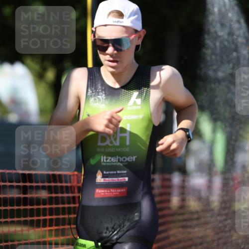 07.09.2025 - 19. Norderstedt Triathlon Michael Strokosch http://msf.ph/oto/8782345 07.09.2025 15:13:51 Laufen 986 meine-sportfotos.de