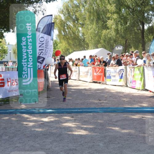 07.09.2025 - 19. Norderstedt Triathlon Zöllner http://msf.ph/oto/8782347 07.09.2025 13:00:12 Ziel 214, 696, 1213, 1327, 1343 meine-sportfotos.de