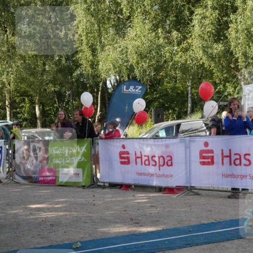 07.09.2025 - 19. Norderstedt Triathlon Zöllner http://msf.ph/oto/8782353 07.09.2025 11:03:09 Ziel 56, 66, 124 meine-sportfotos.de