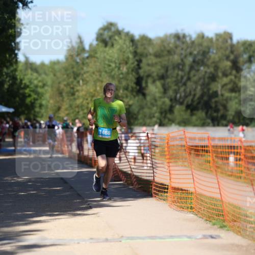 07.09.2025 - 19. Norderstedt Triathlon Michael Strokosch http://msf.ph/oto/8782381 07.09.2025 15:13:59 Laufen 366, 1466 meine-sportfotos.de