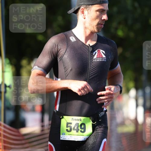 07.09.2025 - 19. Norderstedt Triathlon Michael Strokosch http://msf.ph/oto/8782384 07.09.2025 16:09:49 Laufen 442, 549 meine-sportfotos.de