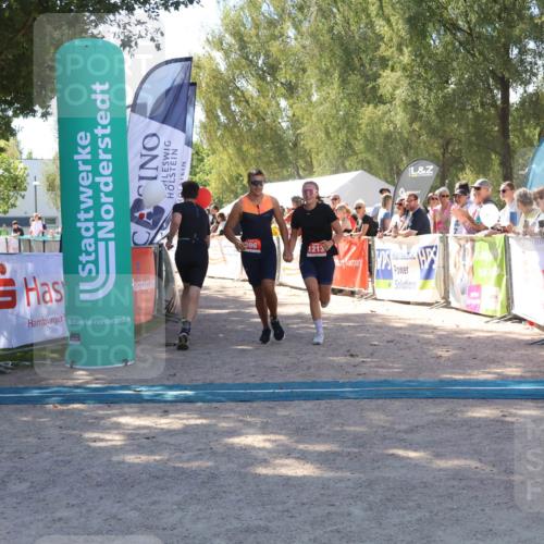 07.09.2025 - 19. Norderstedt Triathlon Zöllner http://msf.ph/oto/8782390 07.09.2025 13:00:16 Ziel 696, 1213, 1327 meine-sportfotos.de