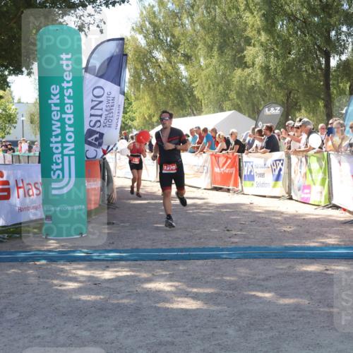 07.09.2025 - 19. Norderstedt Triathlon Zöllner http://msf.ph/oto/8782438 07.09.2025 13:00:27 Ziel 146, 830, 1370 meine-sportfotos.de