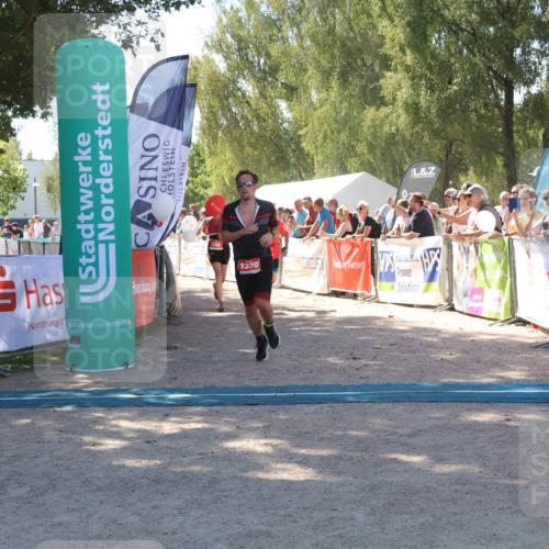 07.09.2025 - 19. Norderstedt Triathlon Zöllner http://msf.ph/oto/8782443 07.09.2025 13:00:27 Ziel 146, 830, 1370 meine-sportfotos.de