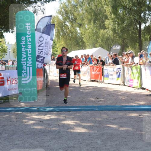 07.09.2025 - 19. Norderstedt Triathlon Zöllner http://msf.ph/oto/8782447 07.09.2025 13:00:27 Ziel 146, 830, 1370 meine-sportfotos.de