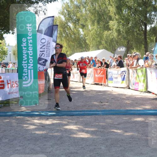 07.09.2025 - 19. Norderstedt Triathlon Zöllner http://msf.ph/oto/8782451 07.09.2025 13:00:28 Ziel 146, 830, 1370 meine-sportfotos.de