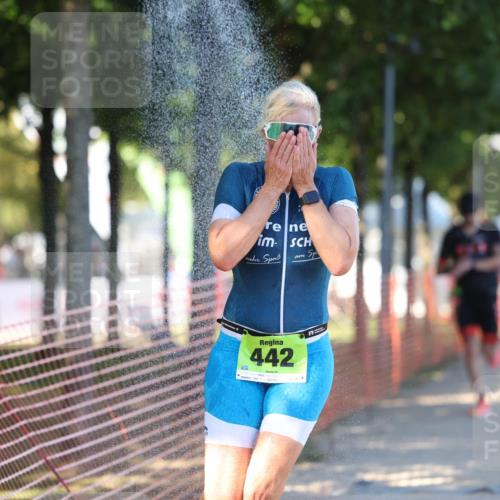 07.09.2025 - 19. Norderstedt Triathlon Michael Strokosch http://msf.ph/oto/8782463 07.09.2025 16:09:55 Laufen 442, 525, 546 meine-sportfotos.de