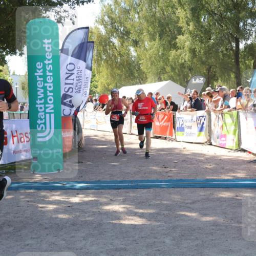 07.09.2025 - 19. Norderstedt Triathlon Zöllner http://msf.ph/oto/8782473 07.09.2025 13:00:29 Ziel 146, 830, 1370 meine-sportfotos.de
