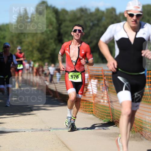 07.09.2025 - 19. Norderstedt Triathlon Michael Strokosch http://msf.ph/oto/8782495 07.09.2025 15:14:13 Laufen 361, 976 meine-sportfotos.de