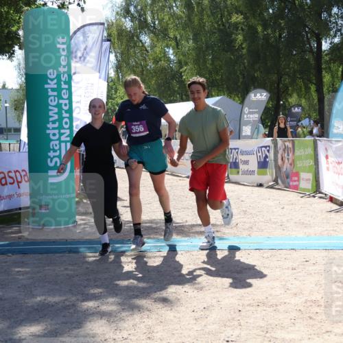 07.09.2025 - 19. Norderstedt Triathlon Zöllner http://msf.ph/oto/8782507 07.09.2025 14:16:13 Ziel 356 meine-sportfotos.de