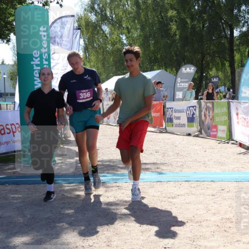 07.09.2025 - 19. Norderstedt Triathlon Zöllner http://msf.ph/oto/8782510 07.09.2025 14:16:14 Ziel 356 meine-sportfotos.de