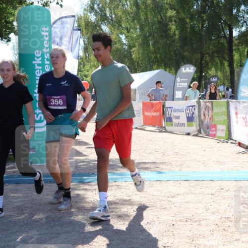 07.09.2025 - 19. Norderstedt Triathlon Zöllner http://msf.ph/oto/8782520 07.09.2025 14:16:14 Ziel 356 meine-sportfotos.de