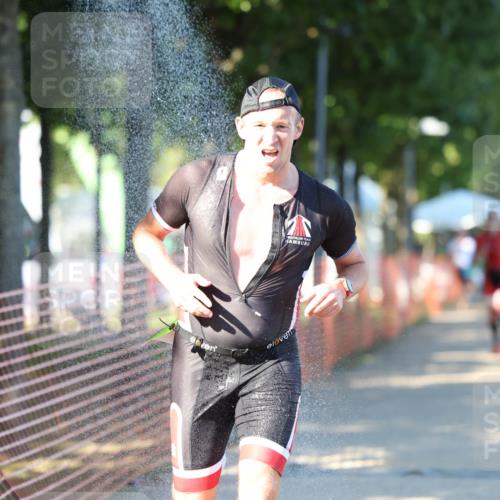 07.09.2025 - 19. Norderstedt Triathlon Michael Strokosch http://msf.ph/oto/8782544 07.09.2025 16:10:00 Laufen 521, 525, 546 meine-sportfotos.de