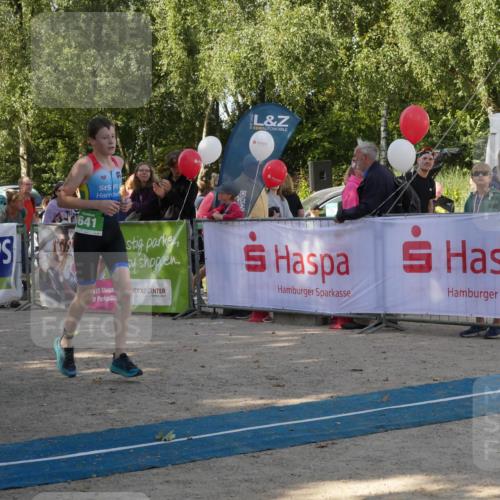 07.09.2025 - 19. Norderstedt Triathlon Zöllner http://msf.ph/oto/8782554 07.09.2025 11:05:15 Ziel 80, 100, 641 meine-sportfotos.de