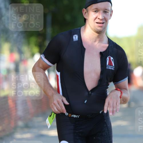 07.09.2025 - 19. Norderstedt Triathlon Michael Strokosch http://msf.ph/oto/8782555 07.09.2025 16:10:01 Laufen 521, 525, 546 meine-sportfotos.de