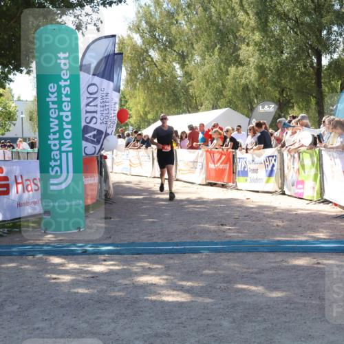 07.09.2025 - 19. Norderstedt Triathlon Zöllner http://msf.ph/oto/8782568 07.09.2025 13:00:59 Ziel 728 meine-sportfotos.de