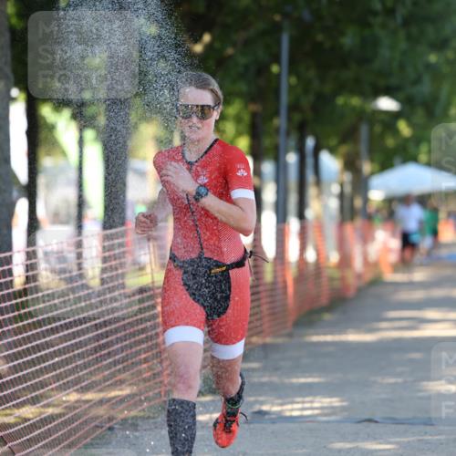 07.09.2025 - 19. Norderstedt Triathlon Michael Strokosch http://msf.ph/oto/8782591 07.09.2025 16:10:05 Laufen 521 meine-sportfotos.de