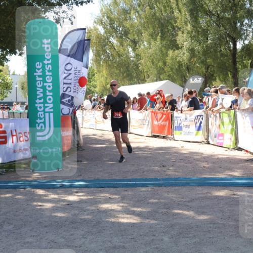 07.09.2025 - 19. Norderstedt Triathlon Zöllner http://msf.ph/oto/8782598 07.09.2025 13:01:01 Ziel 728 meine-sportfotos.de