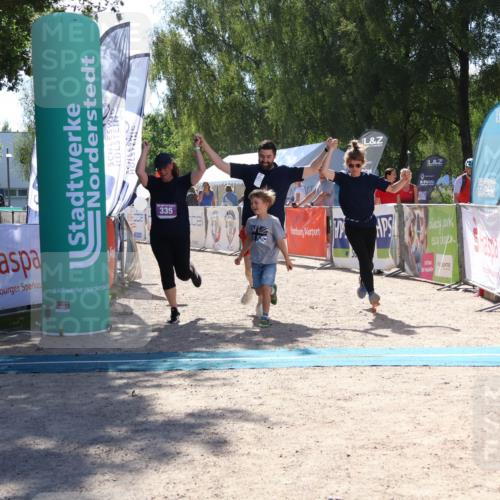 07.09.2025 - 19. Norderstedt Triathlon Zöllner http://msf.ph/oto/8782609 07.09.2025 14:18:32 Ziel 335 meine-sportfotos.de
