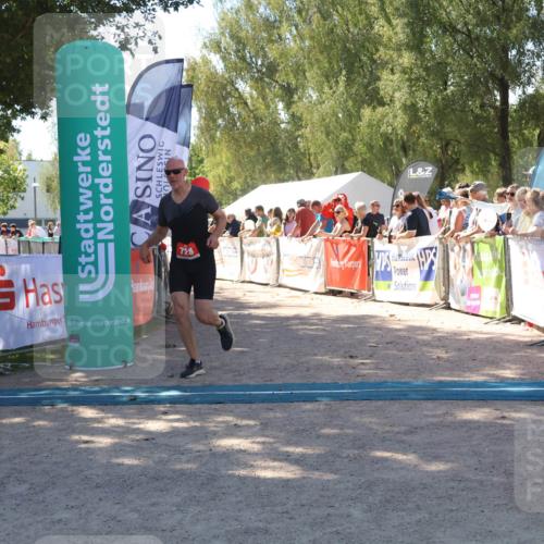 07.09.2025 - 19. Norderstedt Triathlon Zöllner http://msf.ph/oto/8782610 07.09.2025 13:01:01 Ziel 728 meine-sportfotos.de