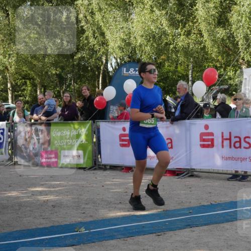 07.09.2025 - 19. Norderstedt Triathlon Zöllner http://msf.ph/oto/8782611 07.09.2025 11:05:59 Ziel 665 meine-sportfotos.de