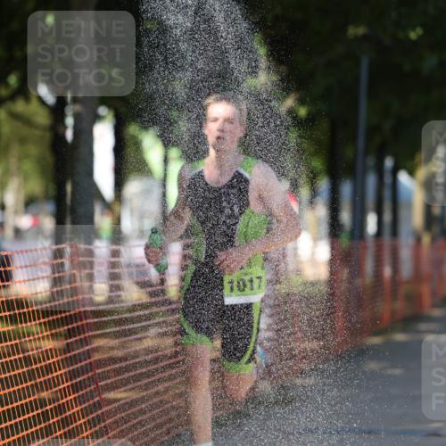 07.09.2025 - 19. Norderstedt Triathlon Michael Strokosch http://msf.ph/oto/8782641 07.09.2025 15:14:31 Laufen 1017, 1040 meine-sportfotos.de
