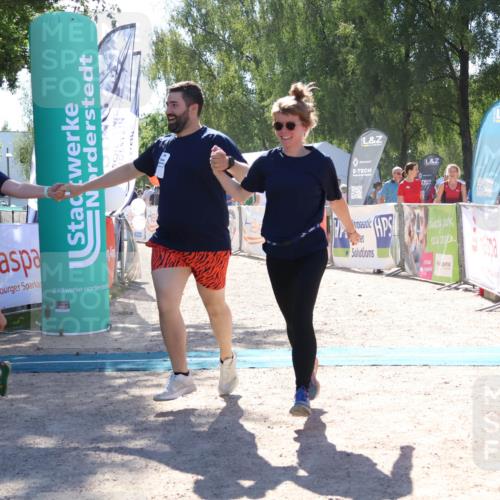 07.09.2025 - 19. Norderstedt Triathlon Zöllner http://msf.ph/oto/8782644 07.09.2025 14:18:34 Ziel 335 meine-sportfotos.de