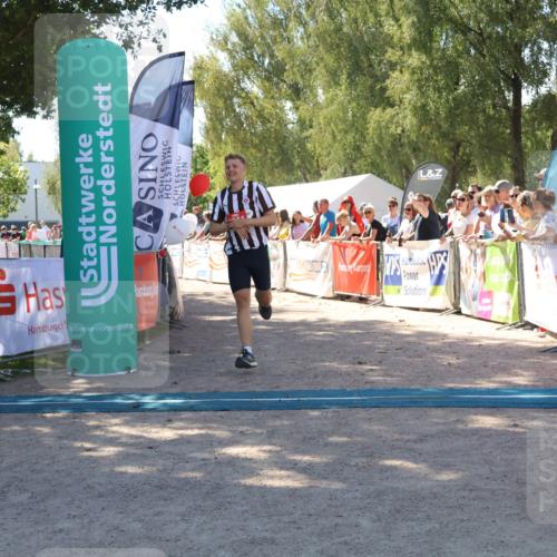 07.09.2025 - 19. Norderstedt Triathlon Zöllner http://msf.ph/oto/8782664 07.09.2025 13:01:14 Ziel 1311 meine-sportfotos.de