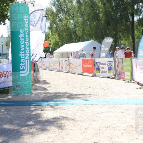 07.09.2025 - 19. Norderstedt Triathlon Zöllner http://msf.ph/oto/8782672 07.09.2025 14:19:33 Ziel  meine-sportfotos.de