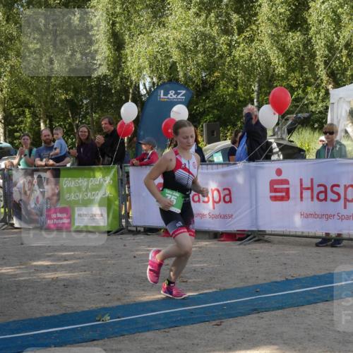 07.09.2025 - 19. Norderstedt Triathlon Zöllner http://msf.ph/oto/8782682 07.09.2025 11:07:12 Ziel 75 meine-sportfotos.de