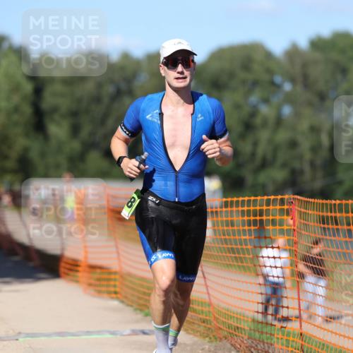 07.09.2025 - 19. Norderstedt Triathlon Michael Strokosch http://msf.ph/oto/8782731 07.09.2025 15:14:45 Laufen 1008 meine-sportfotos.de