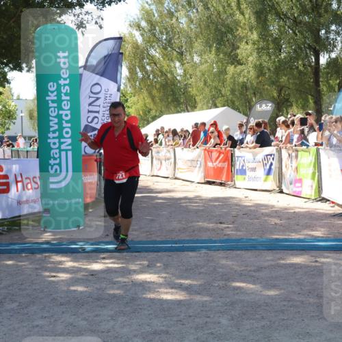 07.09.2025 - 19. Norderstedt Triathlon Zöllner http://msf.ph/oto/8782738 07.09.2025 13:01:30 Ziel 727 meine-sportfotos.de
