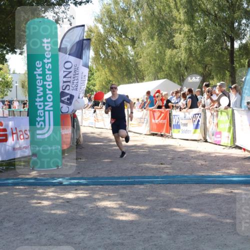 07.09.2025 - 19. Norderstedt Triathlon Zöllner http://msf.ph/oto/8782787 07.09.2025 13:01:59 Ziel 210 meine-sportfotos.de