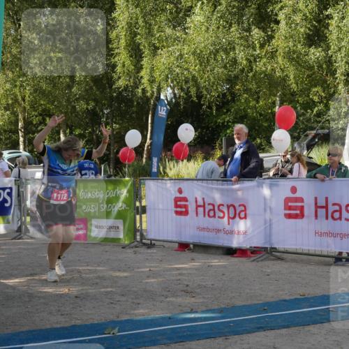 07.09.2025 - 19. Norderstedt Triathlon Zöllner http://msf.ph/oto/8782797 07.09.2025 11:11:28 Ziel 1112 meine-sportfotos.de