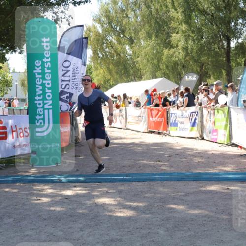 07.09.2025 - 19. Norderstedt Triathlon Zöllner http://msf.ph/oto/8782799 07.09.2025 13:02:00 Ziel 210 meine-sportfotos.de