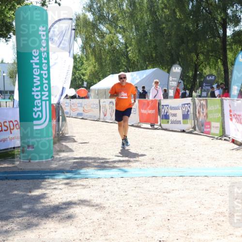 07.09.2025 - 19. Norderstedt Triathlon Zöllner http://msf.ph/oto/8782808 07.09.2025 14:26:17 Ziel 1304 meine-sportfotos.de